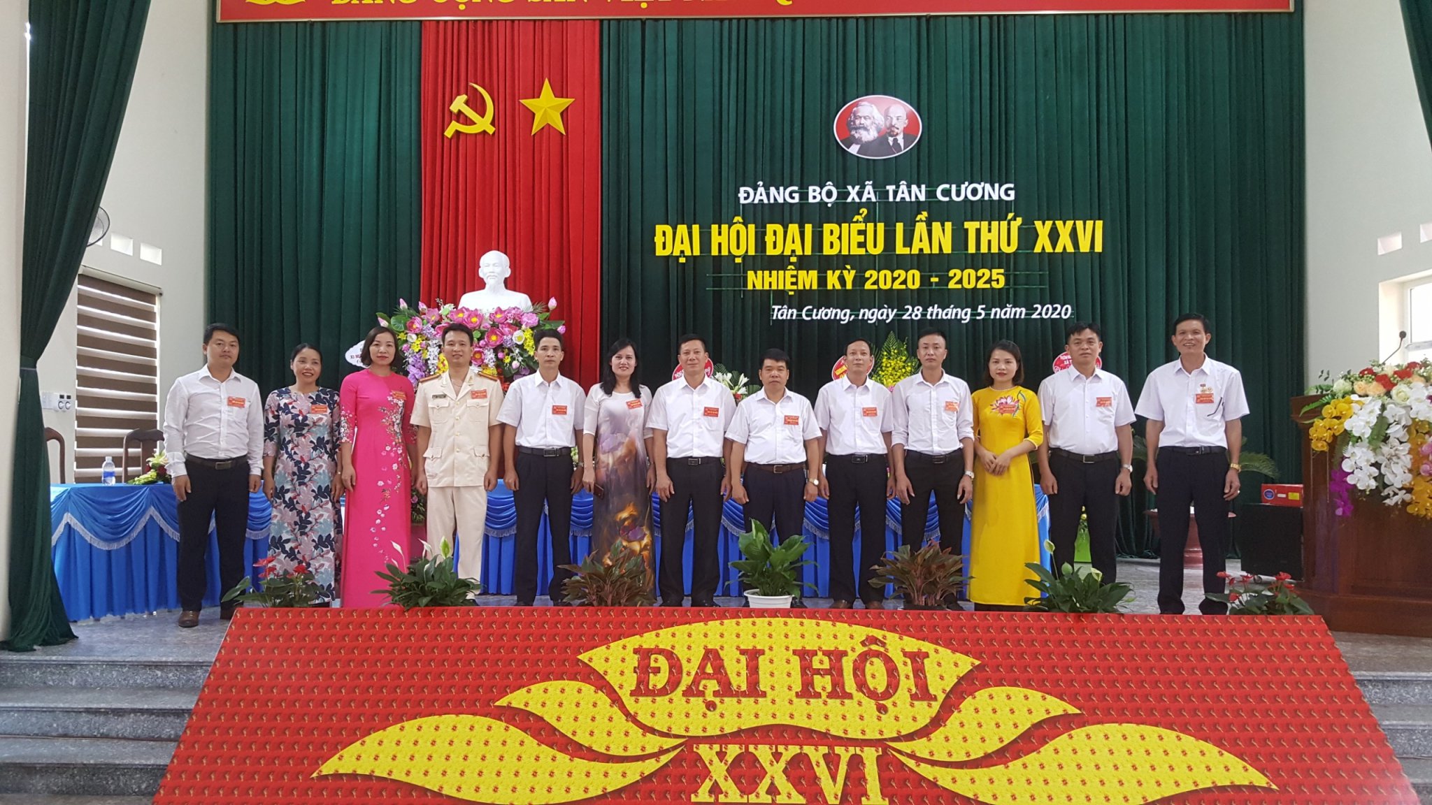 Các đồng chí trong Ban Chấp hành Đảng bộ xã Tân Cương khóa XXVI